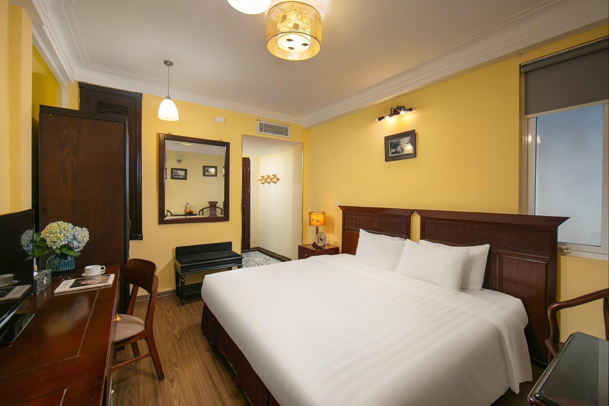 Classic Street Hotel Hanoi Bagian luar foto